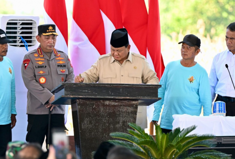 Prabowo Resmikan Pembangunan Gudang Pangan Milik Polri 