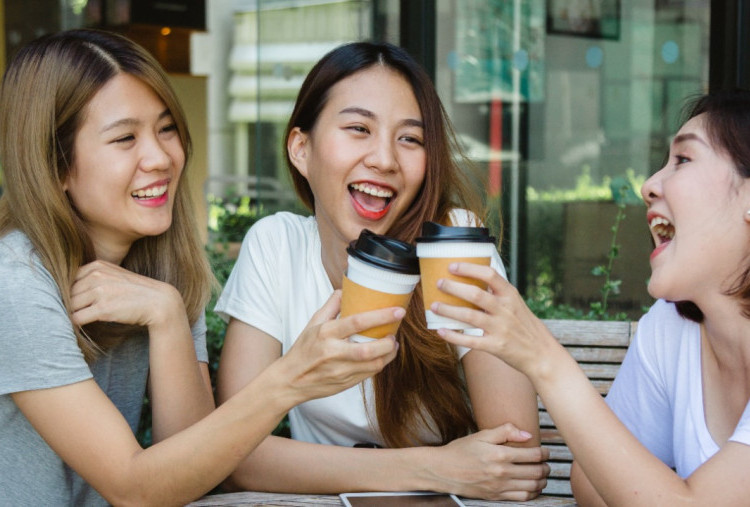 Tempat Nongkrong Malam Minggu di Surabaya: 6 Kafe Estetik yang Wajib Dicoba