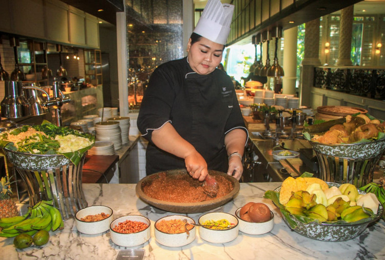 JW Marriott Surabaya Raih Juara 2 Best Local Dishes dalam Ajang Surabaya Tourism Awards 2025