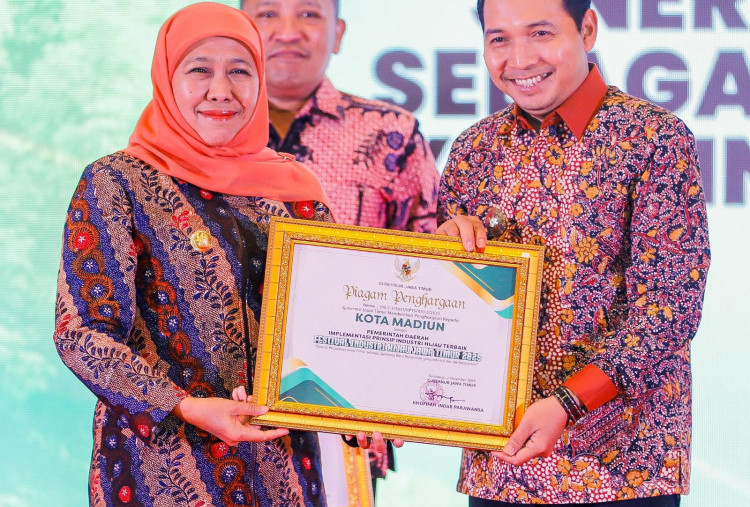 Khofifah Tunjuk Bagus Panuntun sebagai Plt Wali Kota Madiun setelah Maidi Jadi Tersangka Korupsi