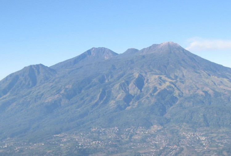 Kawasan Gunung Arjuno-Welirang Kebakaran, Akses Ditutup Sementara, 3 Titik Api Terdeteksi dari Udara