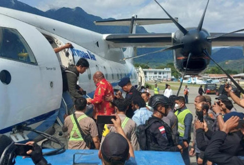 Keluarga Kecewa Lantaran Lukas Enembe Tak Dijemput Pakai Pesawat Garuda: Ini Sudah Kejahatan