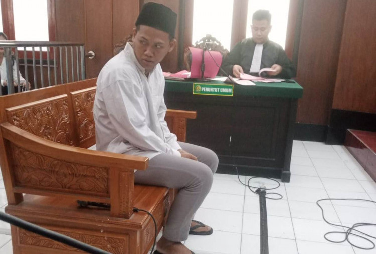 Satpam Perumahan di Surabaya Barat Dituntut 7 Tahun Penjara atas Kasus Pencabulan Anak