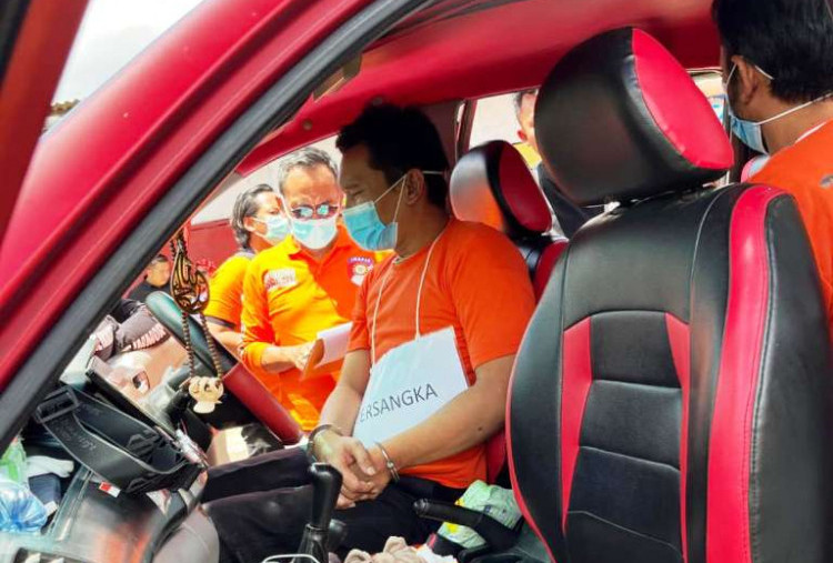 Rekonstruksi Ungkap Cara Pembunuhan Mahasiswi UMM Faradila Amelia oleh Bripka Agus dan Suyitno