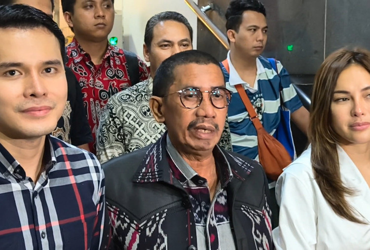 Diperiksa Jadi Saksi Dugaan Pemerasan, Nikita Mirzani Beber Bukti Chat Minta Tolong dari Dokter Reza Gladys