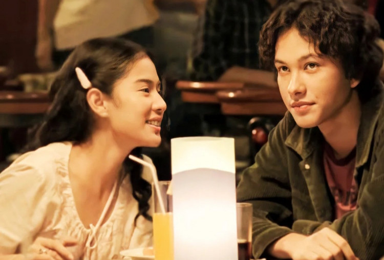 Ada Apa dengan Cinta?: Adaptasi yang Mengubah Cara Kita Mencintai Puisi