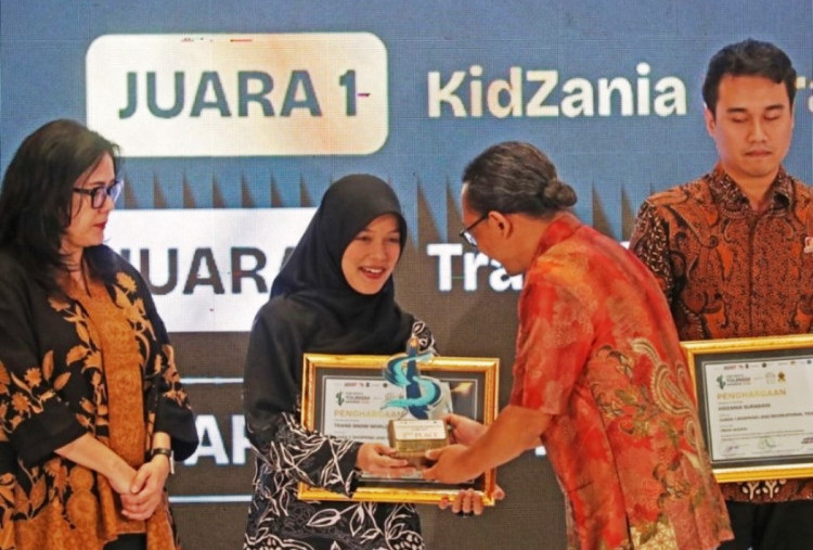 Juara Surabaya Tourism Awards 2026: Trans Snow World Bikin Surabaya Bersalju 