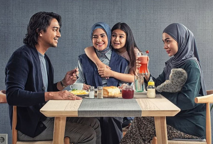 Sinopsis La Tahzan: Cinta, Dosa, Luka, Deva Mahenra Pilih Ariel Tatum daripada Marshanda!