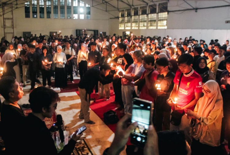 Antre #Reset Indonesia Edisi Hemat di Pos Bloc Surabaya, Nyalakan Harapan untuk Indonesia 