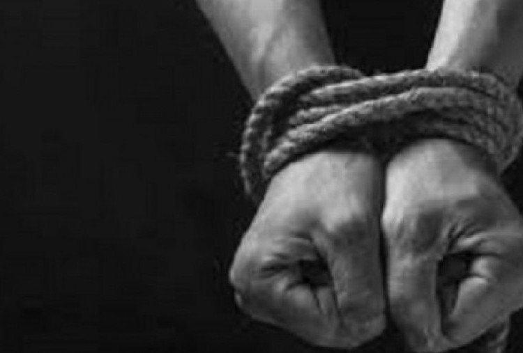 Kacau! Balita di Bekasi Disandera Rentenir Agar Orang Tua Korban Bayar Utang Rp 1,3 Juta