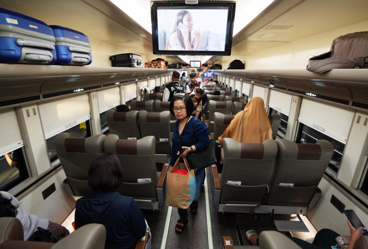 Penumpang Kereta Melonjak Saat Libur Tahun Baru Islam, KAI Catatkan Penjualan Tiket Nyaris 100 Persen