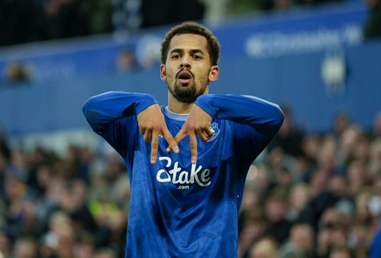 Manchester United Terdepan Dapatkan Iliman Ndiaye, Arsenal dan Chelsea Tersalip!