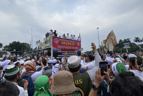 Ratusan Massa FPI Turun Kejalan Tuntut Penbubaran Al Zaytun 