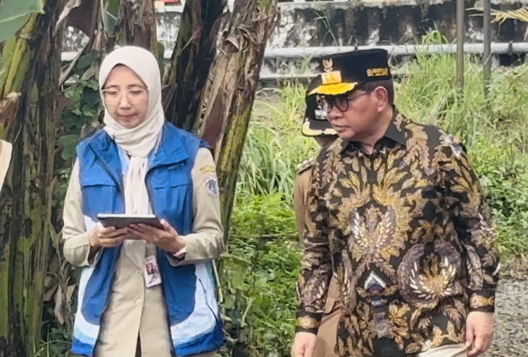 Permukiman Lebih Rendah dari Sungai Jadi Penyebab Banjir Jakarta Lama Surut, Pramono Ngaku Sulit Benahi Tata Ruang