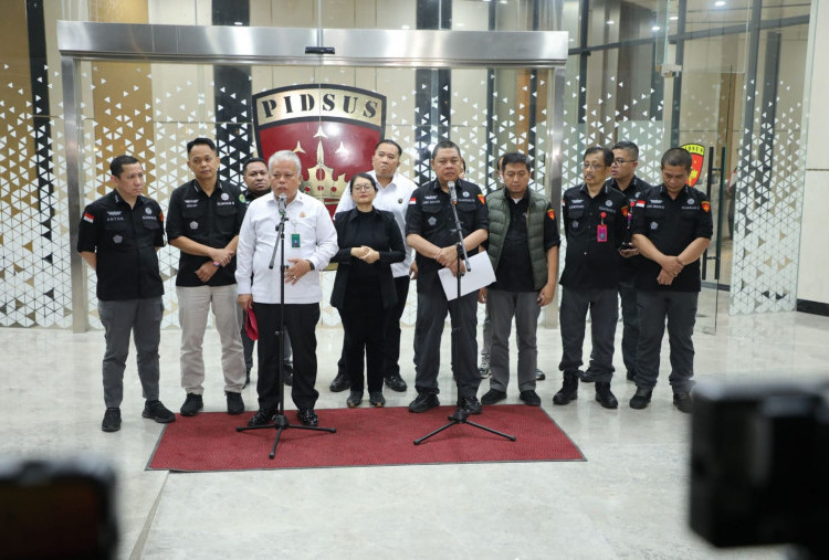 Kejaksaan Agung Tetapkan 4 Tersangka Kasus Korupsi Digitalisasi Pendidikan Tahun 2019 - 2022