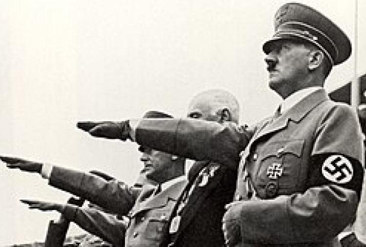 Bahaya Laten Mematikan Demokrasi ala Hitler
