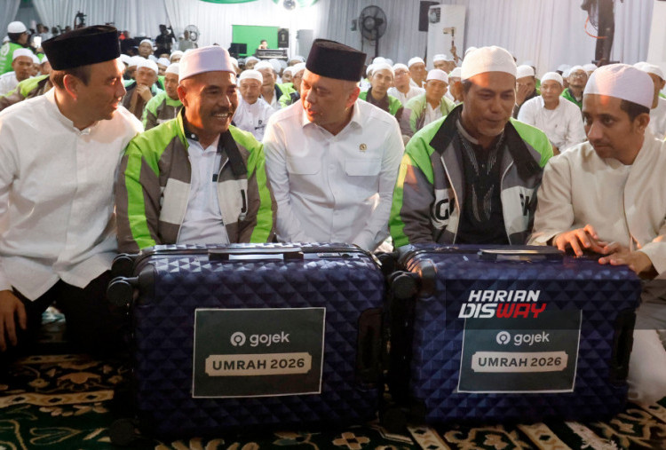 Acara tersebut dihadiri Menteri Perhubungan Dudy Purwagandhi dan Habib Ja’far Al Hadar. Dudy mengapresiasi langkah Gojek melalui Program Apresiasi Mitra yang memberikan manfaat langsung bagi mitra dan keluarganya. Sementara Habib Ja’far mengajak peserta meneladani akhlak Rasulullah melalui kerja yang jujur, amanah, dan bermanfaat bagi sesama.