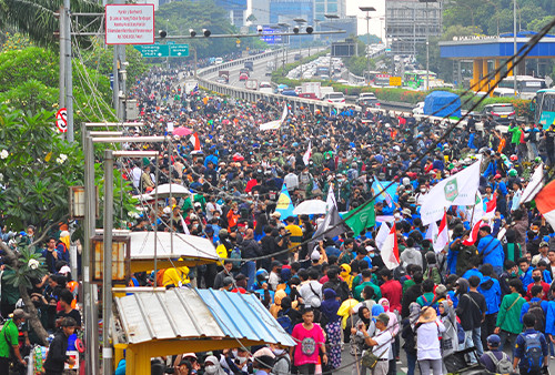 Ribuan Personil Polisi Turun Kejalan Amankan Demo di 3 Titik Wilayah Jakarta Hari Ini