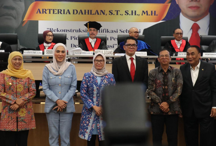 Arteria Dahlan Sarankan Pendekatan Dekriminalisasi untuk Gratifikasi