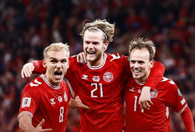 Denmark vs Yunani 3-1: Rasmus Hojlund Bersinar, Tim Dinamit Puncaki Klasemen