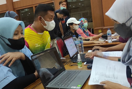 Pemerintah Jakarta Barat Wajibkan Vaksin Booster untuk Pekerja Kantoran