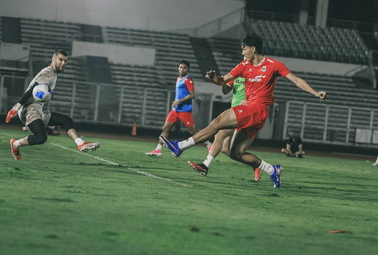 Debut Manis Mitchell Baker! Cetak Gol Lawan Bali United, Timnas Indonesia Kirim Ancaman di AFF 2026