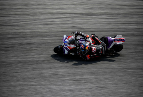 Lorenzo Minta Jorge Martin Lebih 'Galak' di MotoGP 2024: Kalahkan Pecco!