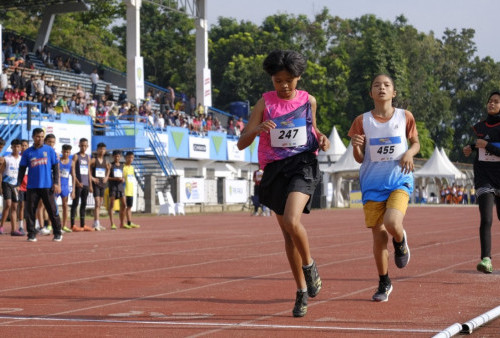 Sengit! Kesia Sihotang Sabet Juara Nomor 800 Meter Putri Energen SAC Indonesia 2023-Sumatera Qualifiers
