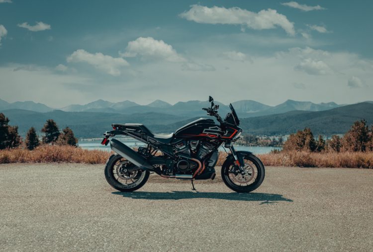 Harley-Davidson Pamerkan Pan America 1250 ST di GIIAS 2025, Lini Cruiser Baru dengan Mesin 117 Cubic Inch