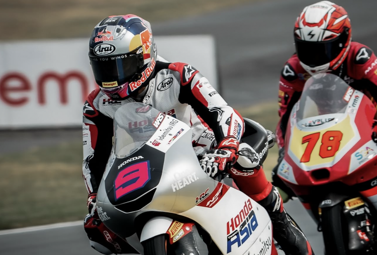 Siapa yang Biayai Veda Ega Pratama ke Moto3? Ini Peran Besar Astra Honda dan Sponsor Indonesia