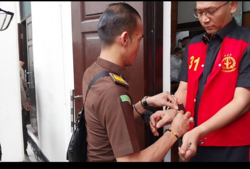 JPU Tuntut Agus Nurpatria 3 Tahun Penjara dan Denda Rp 20 Juta