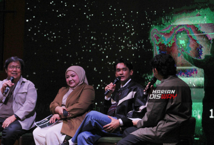 Konser ini menjadi penanda perjalanan 18 tahun karier Afgan di industri musik Indonesia. Dalam penampilannya nanti, Afgan akan berkolaborasi dengan komposer sekaligus konduktor orkestra Erwin Gutawa menghadirkan konsep grand symphonic universe.