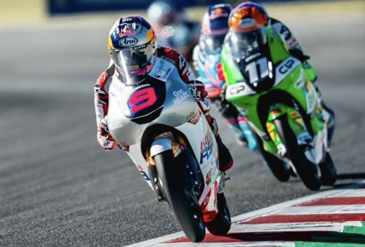 Veda Ega Pratama Pede Bangkit dari Grid Belakang Moto3 Catalunya 2026, Hakim Danish Bidik Podium Pertama
