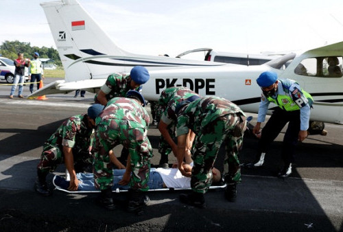 Lanud Wiriadinata, Tasikmalaya Latihan Crash Team, Disimulasikan Pesawat Crash Landing dan Terbakar