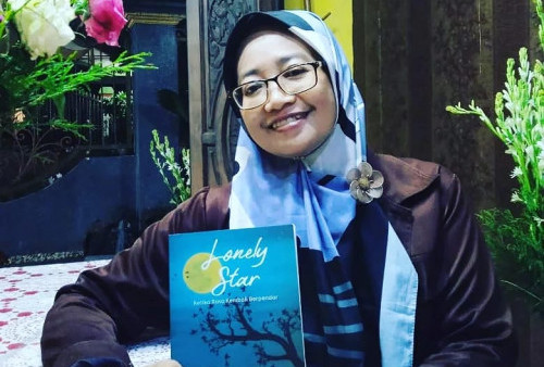 Lewat Novel ”Lonely Star” Aulia Manaf Maknai Kehilangan