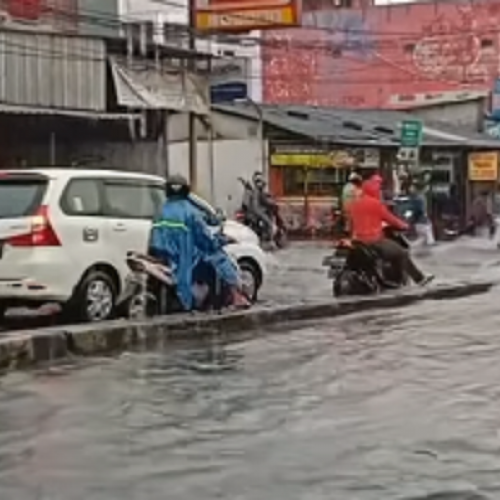 Ciledug, Tangerang Diguyur Hujan Deras, Ada Sejumlah Jalan yang Tergenang Banjir