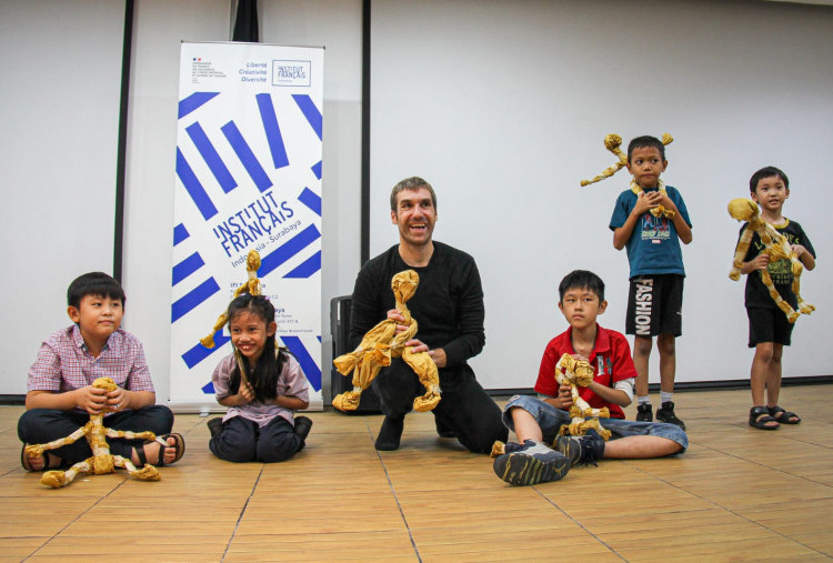 IFI Gelar Kelas Membuat Boneka Prancis Marionette, Anak-anak Sambut Antusias