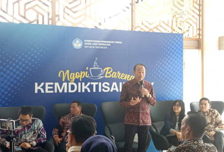 Kemendiktisaintek: Minat Anak Muda terhadap Ilmu Sains Menurun, Banyak Prodi Fisika Ditutup