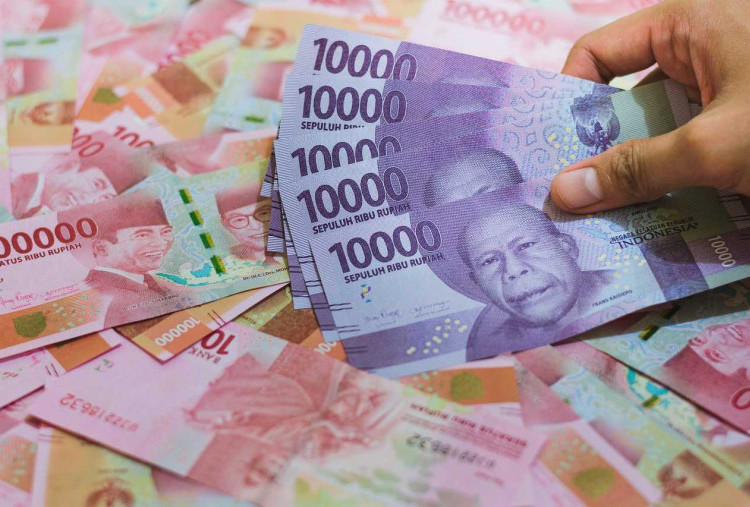 Rupiah Terancam Tembus Rp17.000 pada Oktober 2025, Ekonom: Ini Titik Kritis