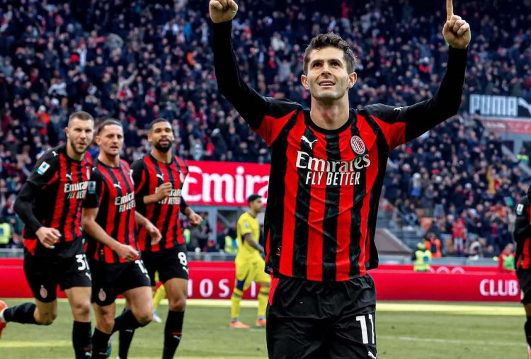 AC Milan vs Hellas Verona 3-0, Duet Pulisic-Nkunku Antar Rossoneri ke Puncak Klasemen Sementara