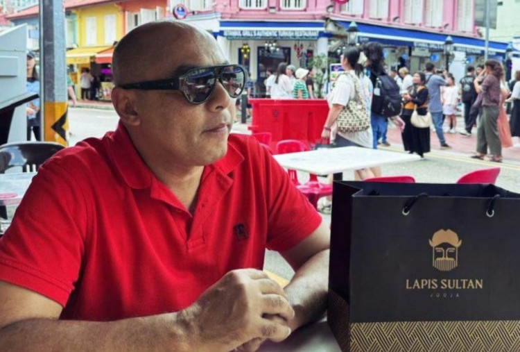 Cheng Yu Pilihan Owner Pie Susu Sisy Walid Alex Bamualim: Gao Zhan Yuan Zhu