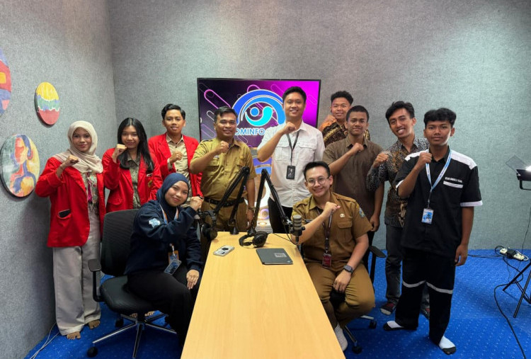 Jalani Program Magang, Dalami Praktik Jurnalistik di Dinas Kominfo Jatim