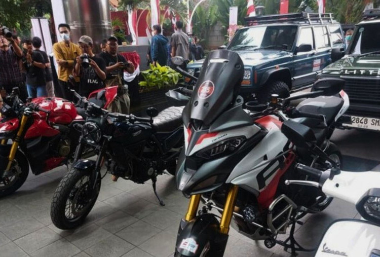 Daftar 21 Kendaraan Mewah Immanuel Ebenezer yang disita KPK!