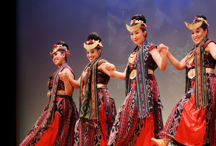 Sanggar Tari Svadara Warna Indonesia Bawa 'Rentak Nusantara' ke Panggung Jepang