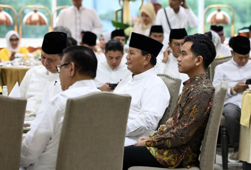 Prabowo dan Gibran Hadiri Bukber Partai Golkar, Tegaskan Hormati Proses dan Tunggu Putusan MK