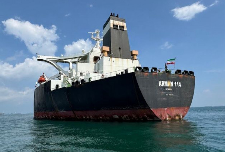 Kejaksaan Buka Lelang Kapal Tanker MT Arman 114 dan Muatan