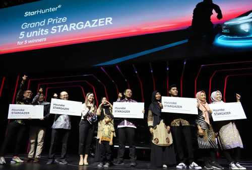 5 Pemenang Hyundai StarHunter Serah Terima Grand Prize Unit Stargazer di IIMS 2023