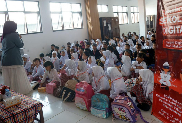 Hari Anak Nasional: Telkom Tingkatkan Literasi Keamanan Siber melalui CyberHeroes Sekolah Digital