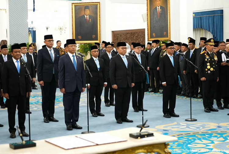 BREAKING NEWS: Reshuffle Kabinet Merah Putih, Prabowo Rombak Posisi Bahlil, Sugiono, Listyo, hingga Dudung