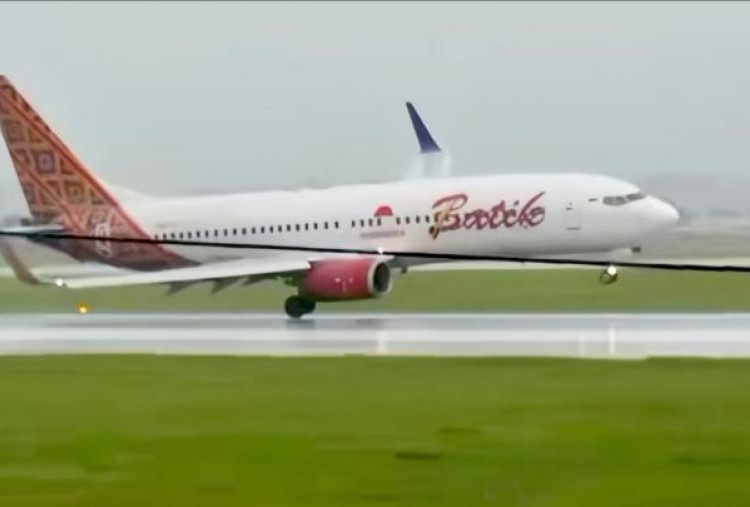 Batik Air Jelaskan Penyebab Pesawat Miring Saat Mendarat di Bandara Soetta